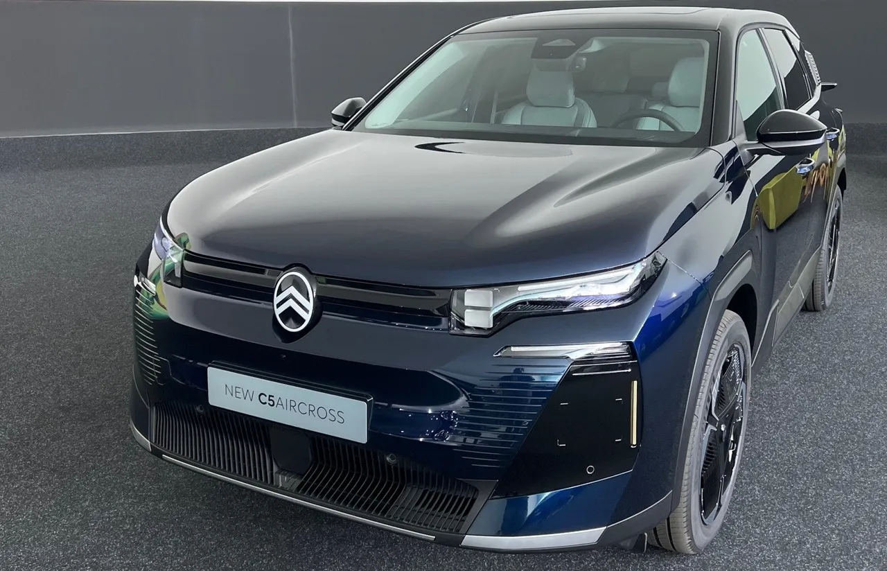 Citroën ë-C5 Aircross électrique 2026 de face