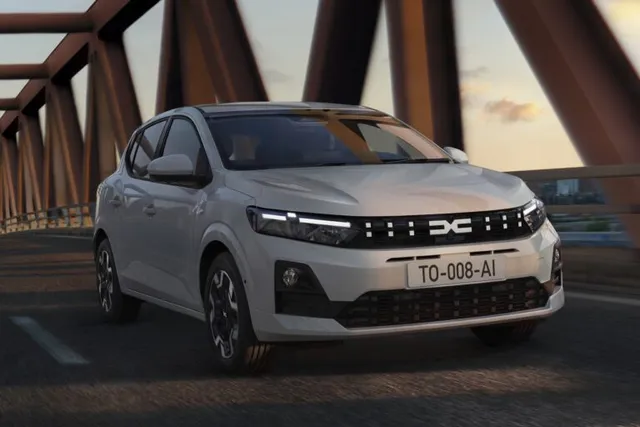 Dacia Sandero 2026 restylée blanche, nouvelle calandre à signature lumineuse pixels