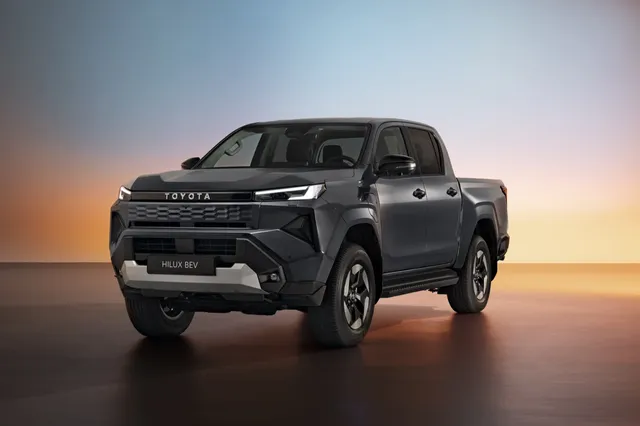 Le nouveau Toyota Hilux 2026, pick-up double cabine, vu de trois quarts avant