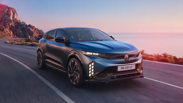 La Renault Megane E-Tech electrique restylee 2026 de trois quarts avant