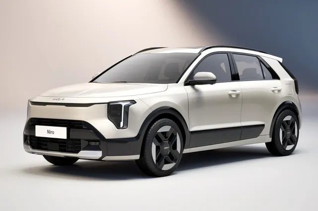 Kia Niro restylé 2026 de trois quarts avant, carrosserie beige, nouveaux phares verticaux
