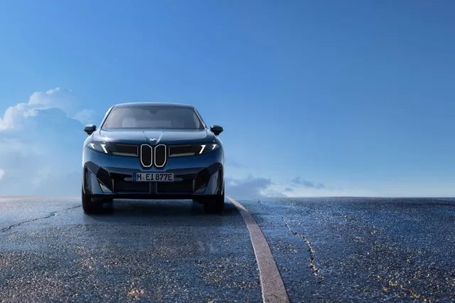 BMW iX3 Neue Klasse electrique bleu vue de face